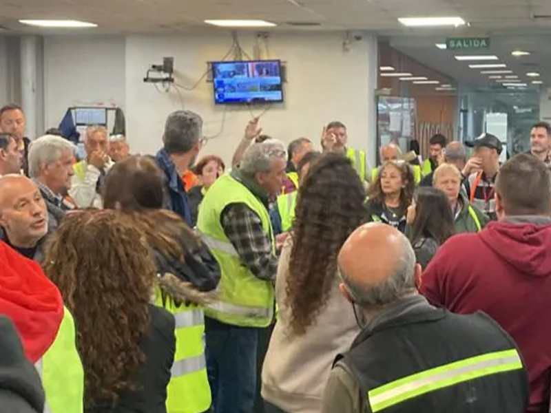 Se acumulan retrasos en la liberación de mercadería