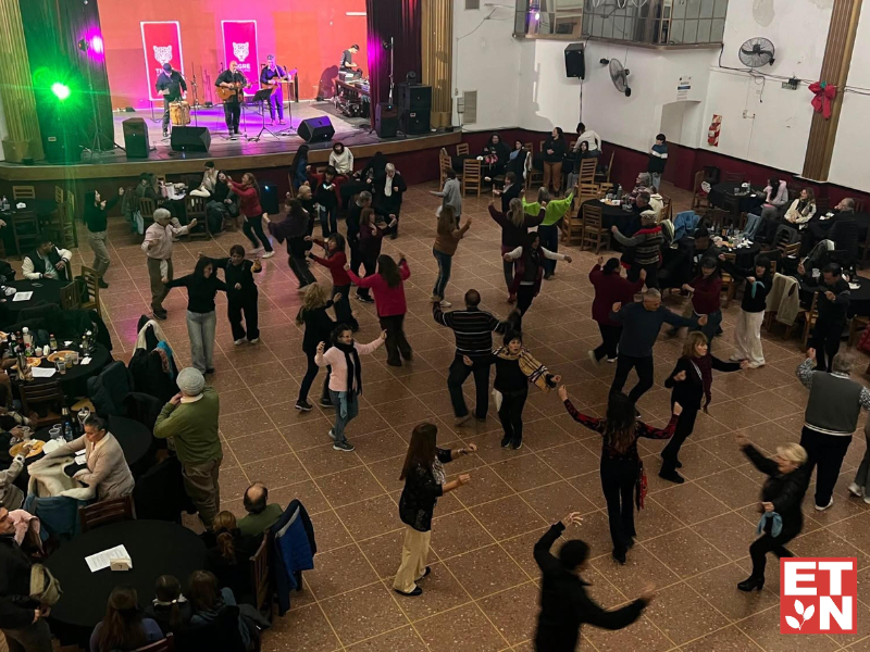 A puro folclore y baile, la comunidad del Municipio Tigre disfrutó de una nueva edición La Nocturna Peña